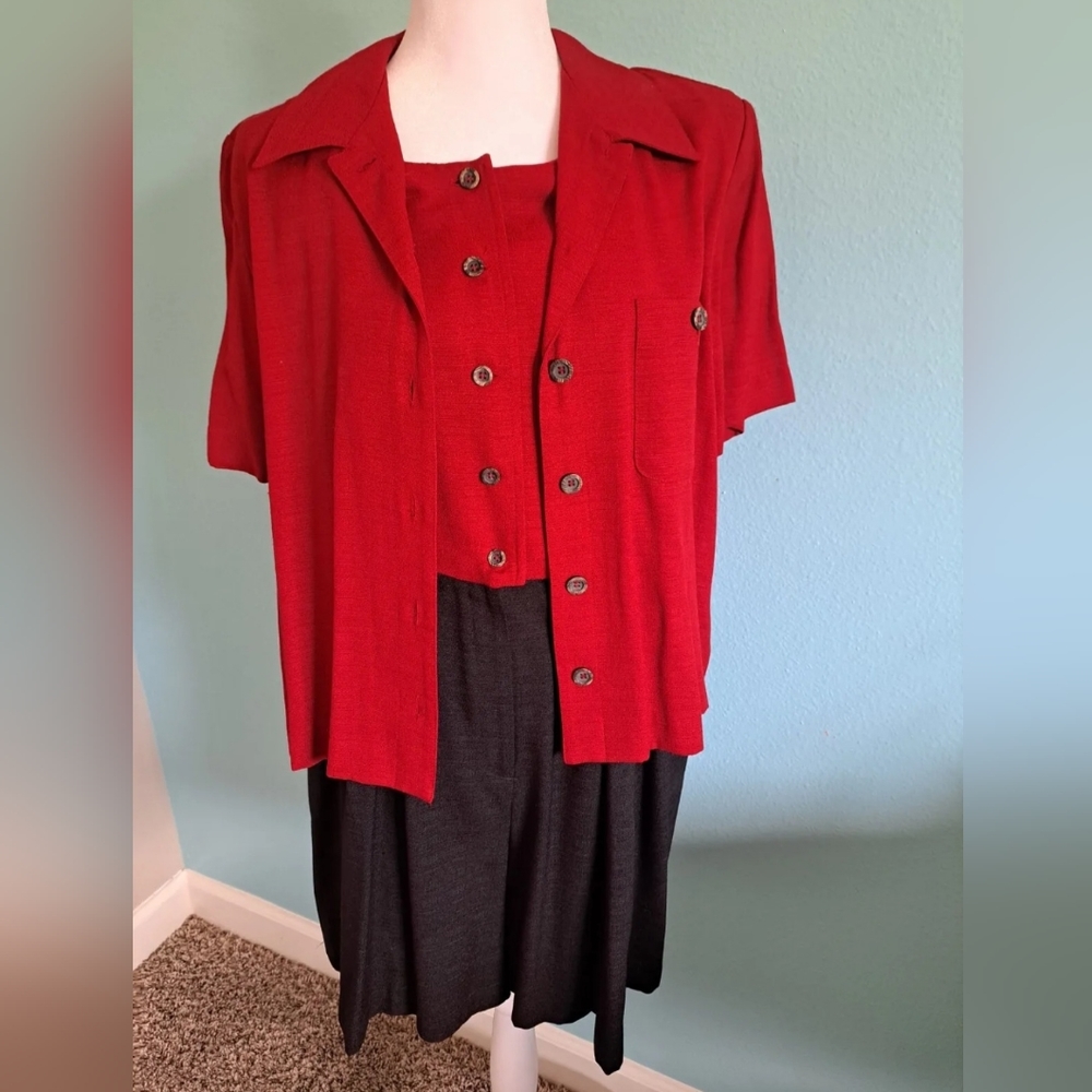 Vintage Sag Harbor Petite Sz 14 Classic Women's Red & Black Shorts Jumpsuit P 14